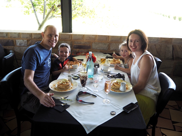 Petersons Champagne House breakfast