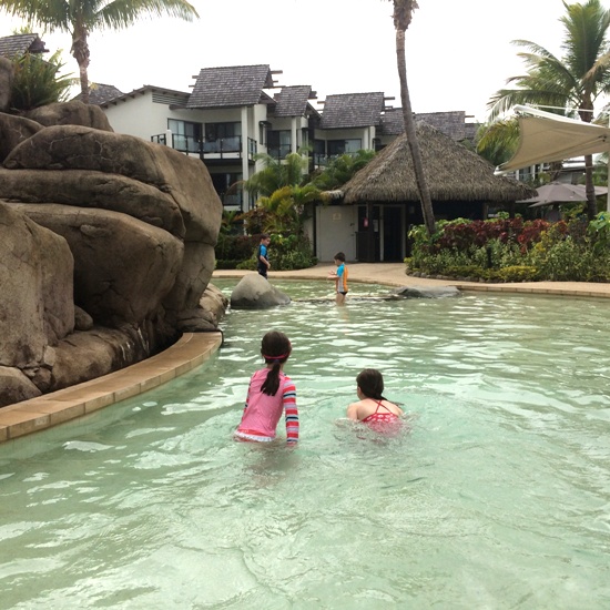 Swimming pool - radisson hotel fiji review