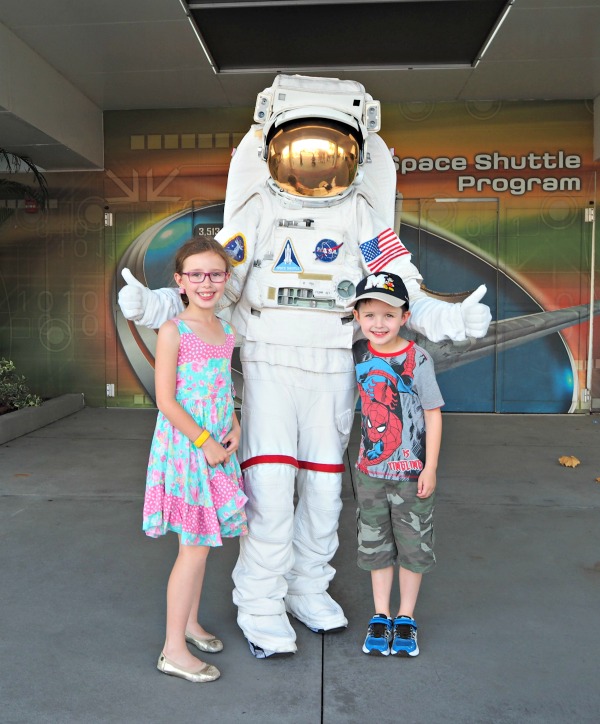 Things to do at Kennedy Space Center for kids