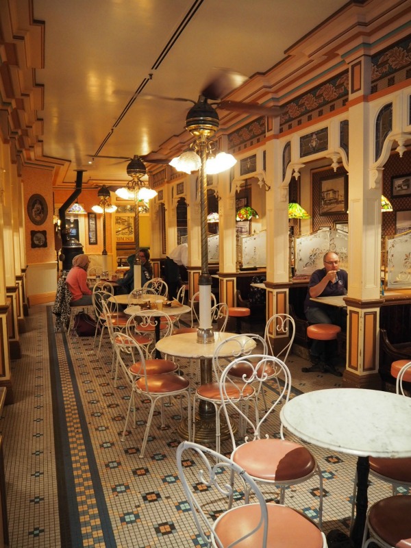 Main Street Bakery - Day trip to Disneyland Paris