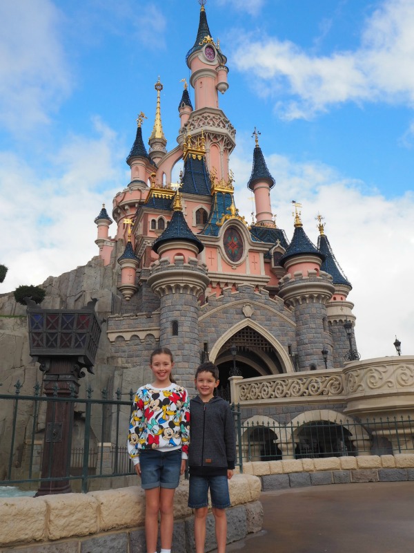 Kids at Castle - Disneyland Paris day trip