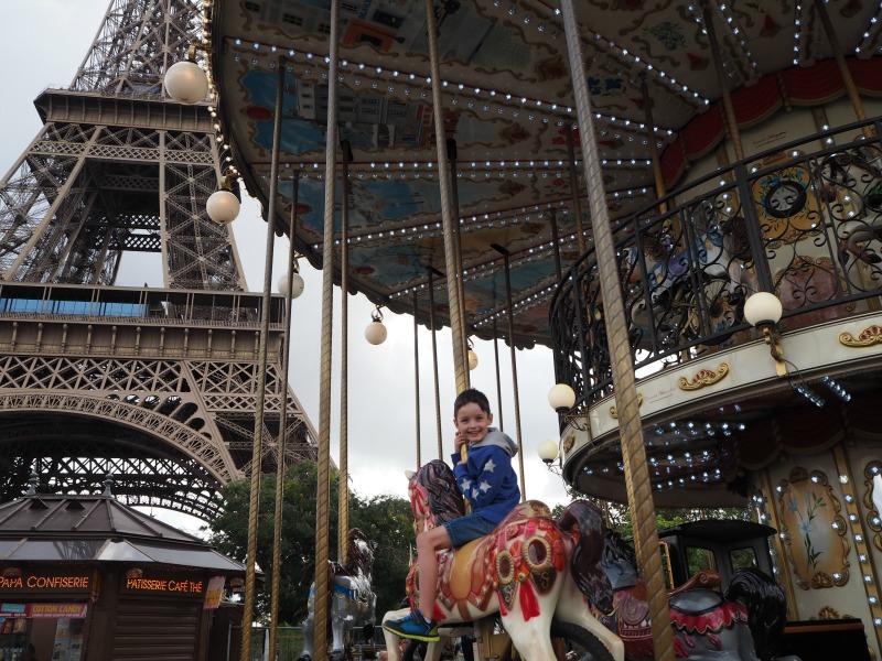 Carousel at Eiffel Tower - Paris with kids