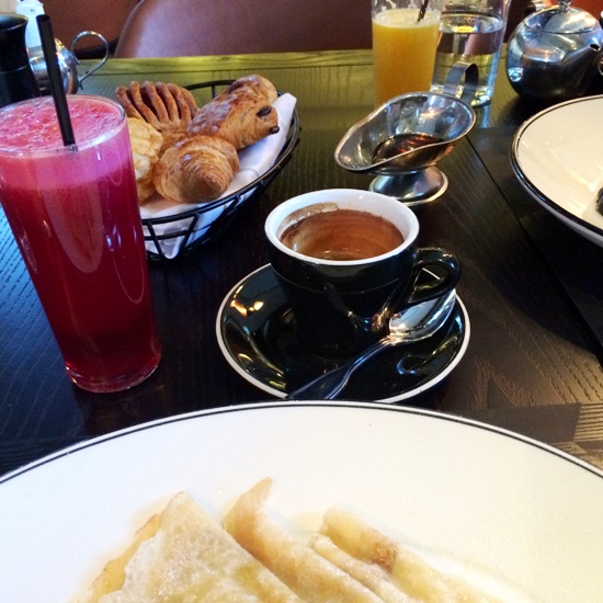 QT Sydney breakfast